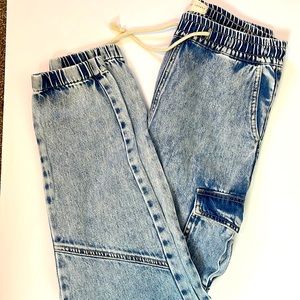 Gilded Intent jogger jeans, Wm’s Sz Small, vintage wash